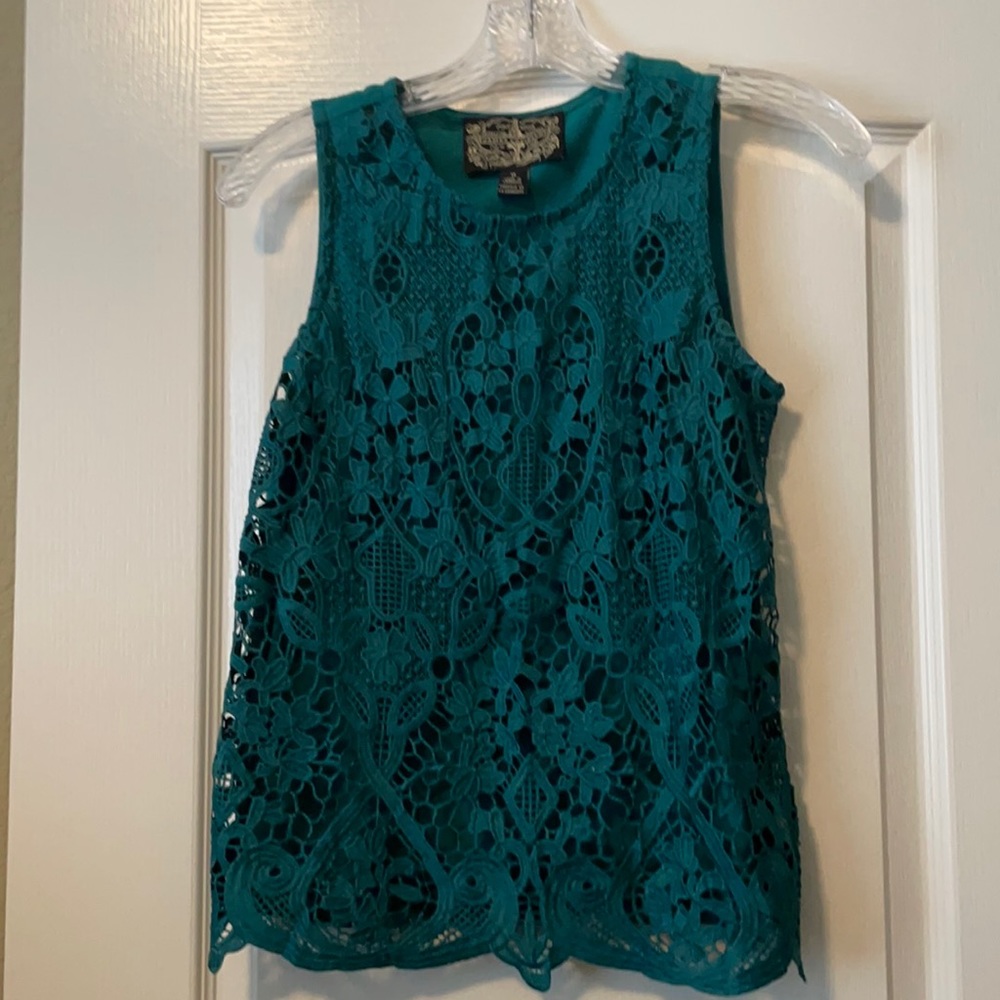 Anthropologie tank NWOT
